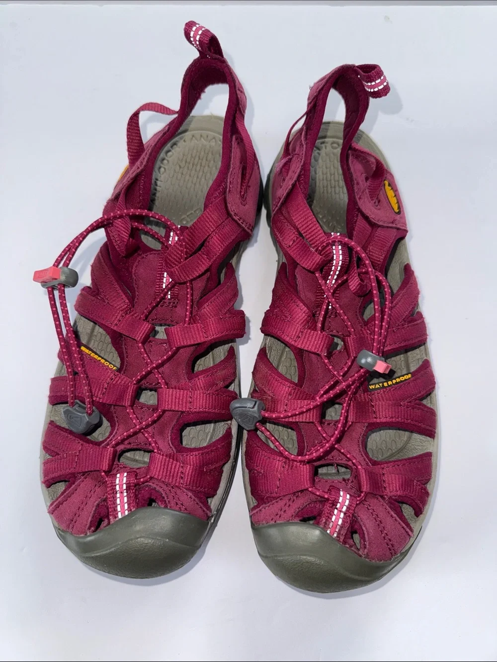 Keen comfortable women